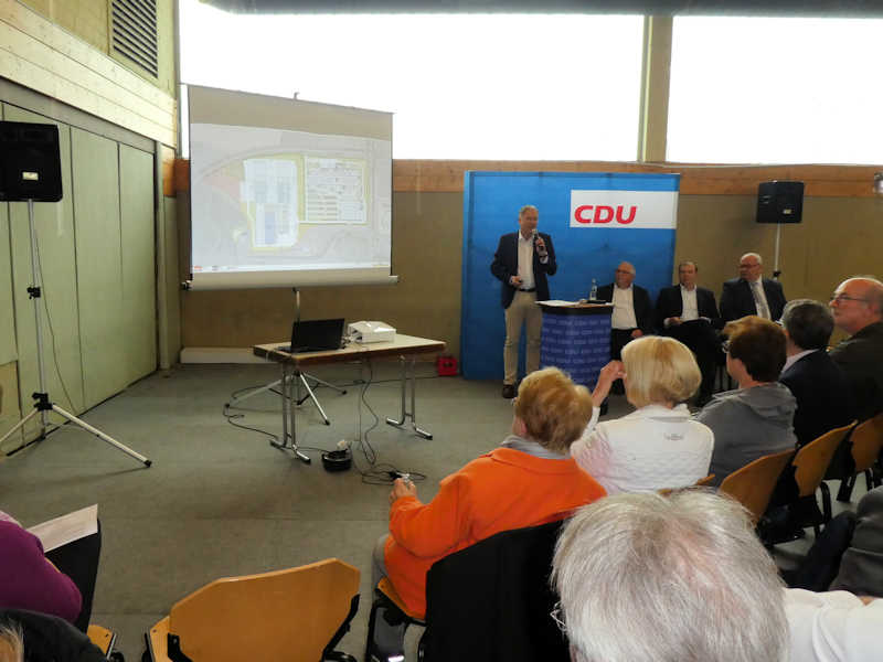 Datei:CDU Veranstaltung zu Hoeffner.jpg