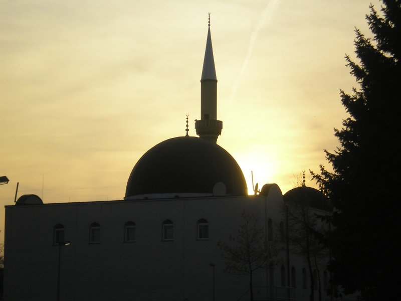 Datei:Yunus-Emre-Moschee 01.jpg