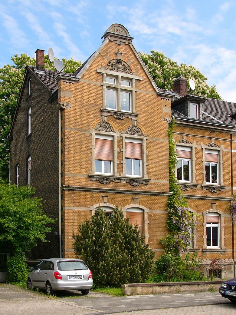 Wohnhaus (Baudenkmal) Bismarckstraße 32