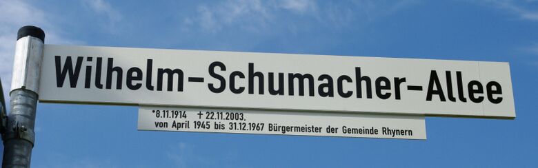 Straßenschild Wilhelm-Schumacher-Allee