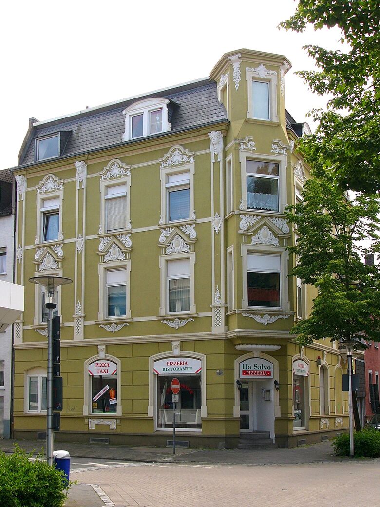 Wohn-/Geschäftshaus (Baudenkmal) Sedanstraße 15