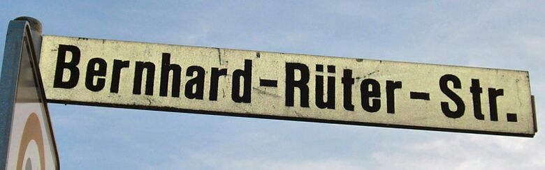 Straßenschild Bernhard-Rüter-Straße