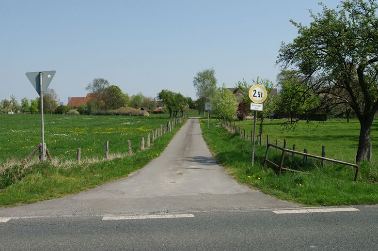 Straße-UE48 von der Soester Straße aus