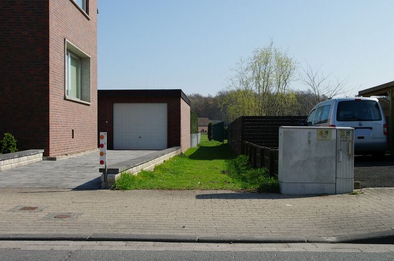 Straße-PE13 von der Weetfelder Straße aus