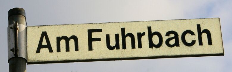 Straßenschild Am Fuhrbach