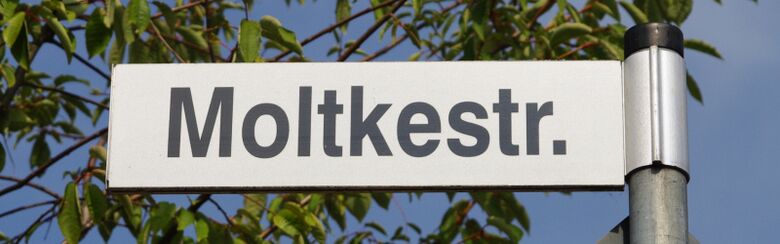 Straßenschild Moltkestraße