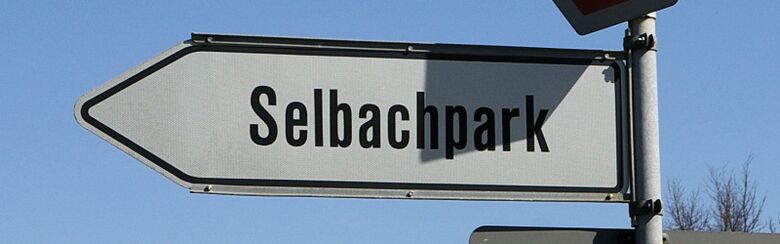 Straßenschild Selbachpark