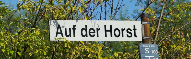 Straßenschild Auf der Horst