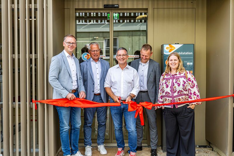 Datei:Eroeffnung Fahrradparkhaus-2026 30.jpg
