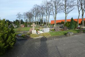 Katholischer Friedhof Wiescherhöfen02.jpg