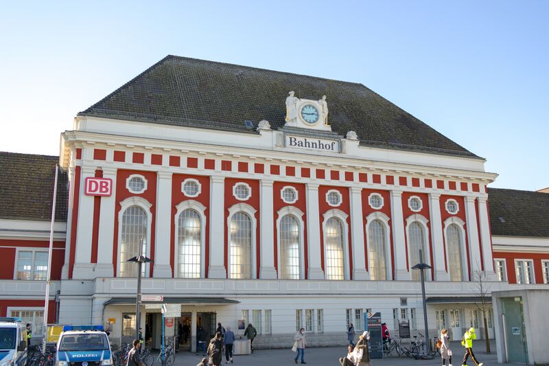 Datei:Hauptbahnhof (2022).jpg