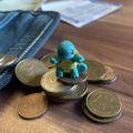 Die Geldbörse enthielt u. a. Pfennige und eine Pokémon-Figur (© Cineplex Hamm)
