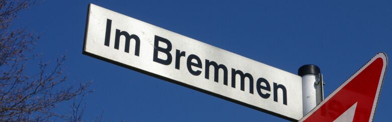 Straßenschild Im Bremmen