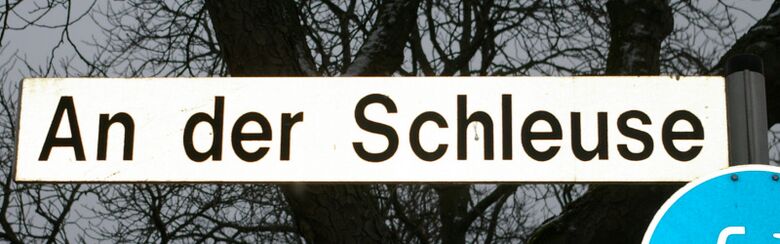 Straßenschild An der Schleuse