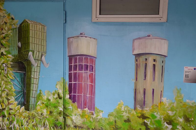 Datei:POI Kunst Wasserturmelefant 01.jpg