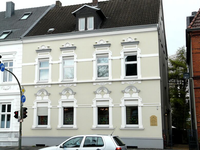 Mehrfamilienwohnhaus (Baudenkmal) Ostenallee 11