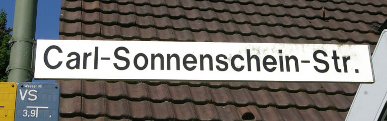 Straßenschild Carl-Sonnenschein-Straße
