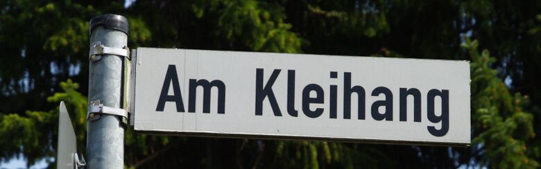 Straßenschild Am Kleihang