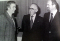 Dr. Richard Salomon nach seiner Wahl zum CDU-Kreisvorsitzenden 1975 mit seinen Stellvertretern Jürgen Graef (links) und Dr. Wolfgang Gernert (rechts)