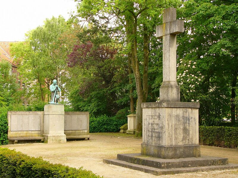 Datei:Radbod-Denkmal (Hamm).JPG