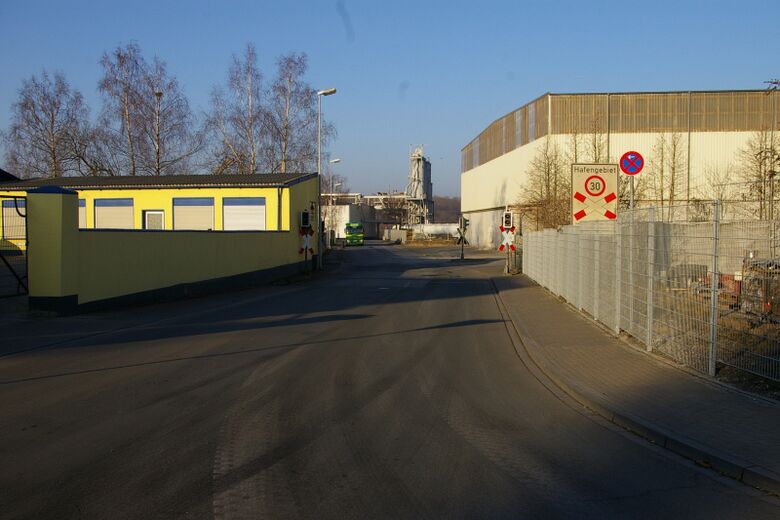 Günter-Jäckering-Straße von der Hafenstraße aus