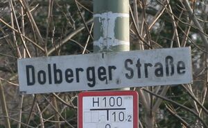Straßenschild Dolberger Straße