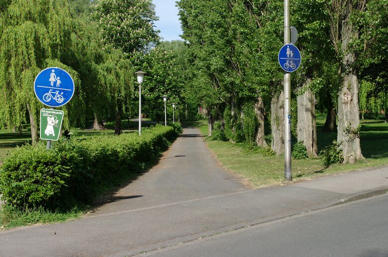 Weg-HM-a02 von der Ackerstraße aus