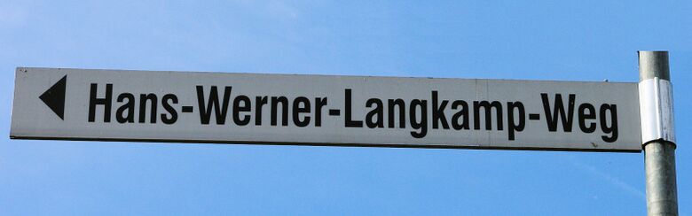 Straßenschild Hans-Werner-Langkamp-Weg