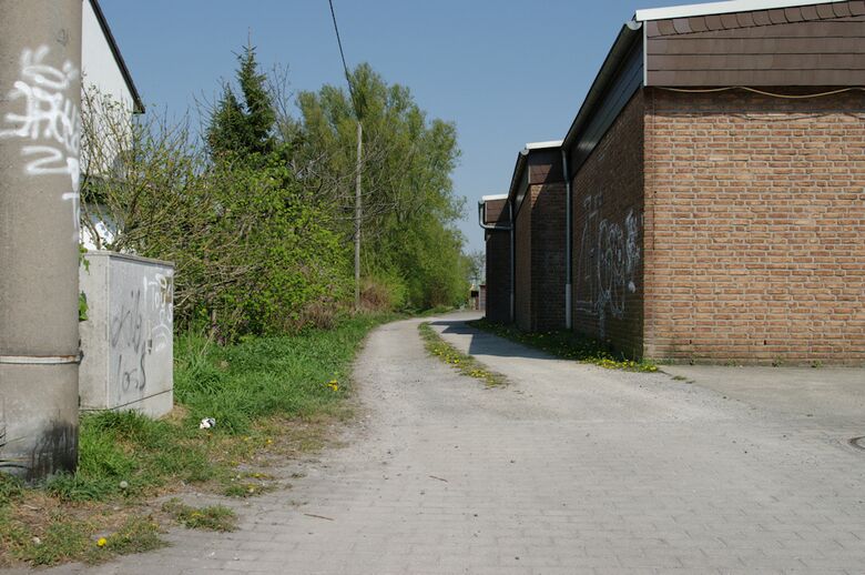 Straße-UE24 von der Baumstraße aus